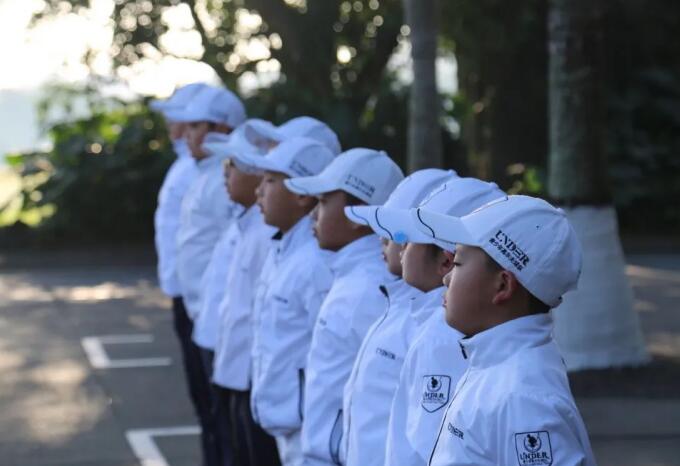 UNDER高尔夫冬季特训 | 春节期进行时, 且看少年与时间抗衡!春节期